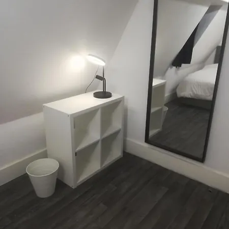 Montpellier Place *